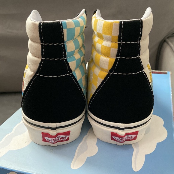 Vans - Picture 4 of 4